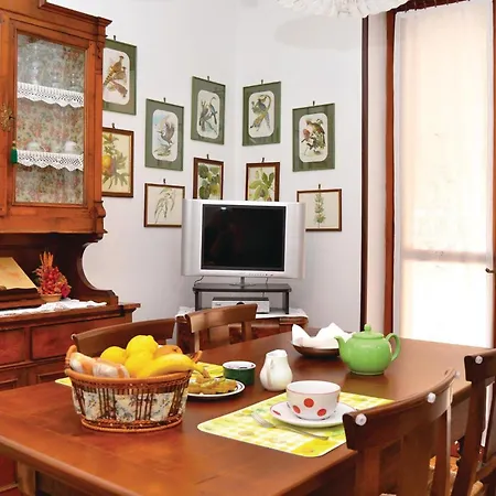 Le Rocche 1 Cisterna dʼAsti