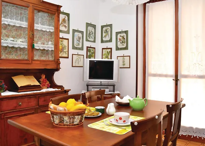 Le Rocche 1 Cisterna dʼAsti