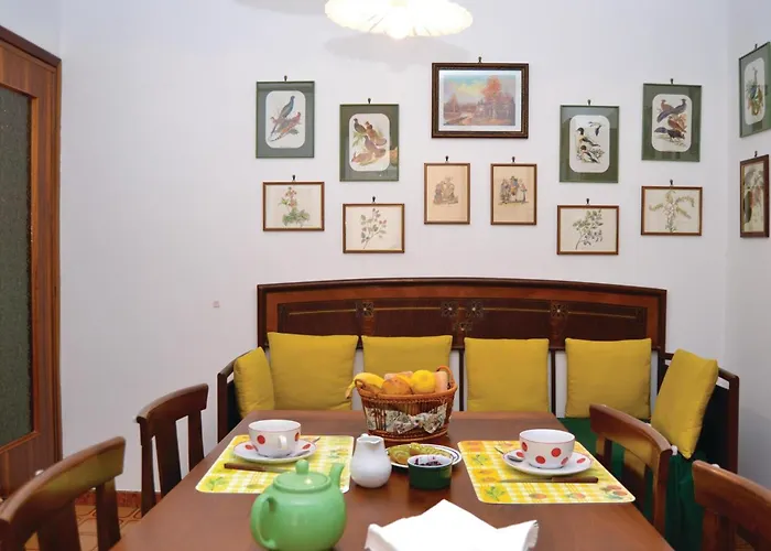 Le Rocche 1 * Cisterna dʼAsti